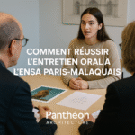 Jeune candidate présentant son analyse graphique à l’entretien oral de l’ENSA Paris-Malaquais, accompagnée par Panthéon Architecture.